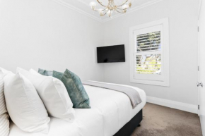 Freemans Bay Home by Urban Rest
